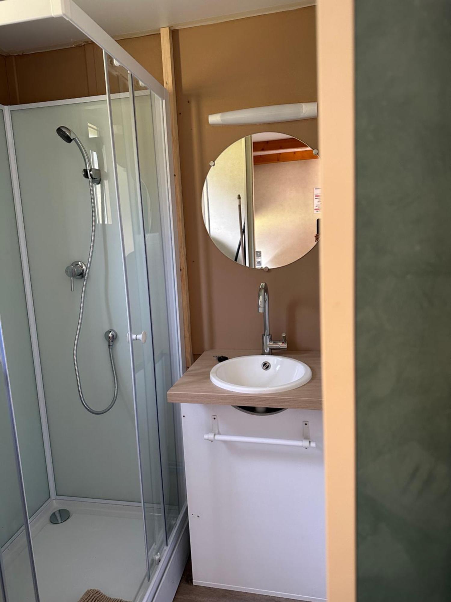 Du Cote De Chez Sam Hotel Andelaroche Ngoại thất bức ảnh