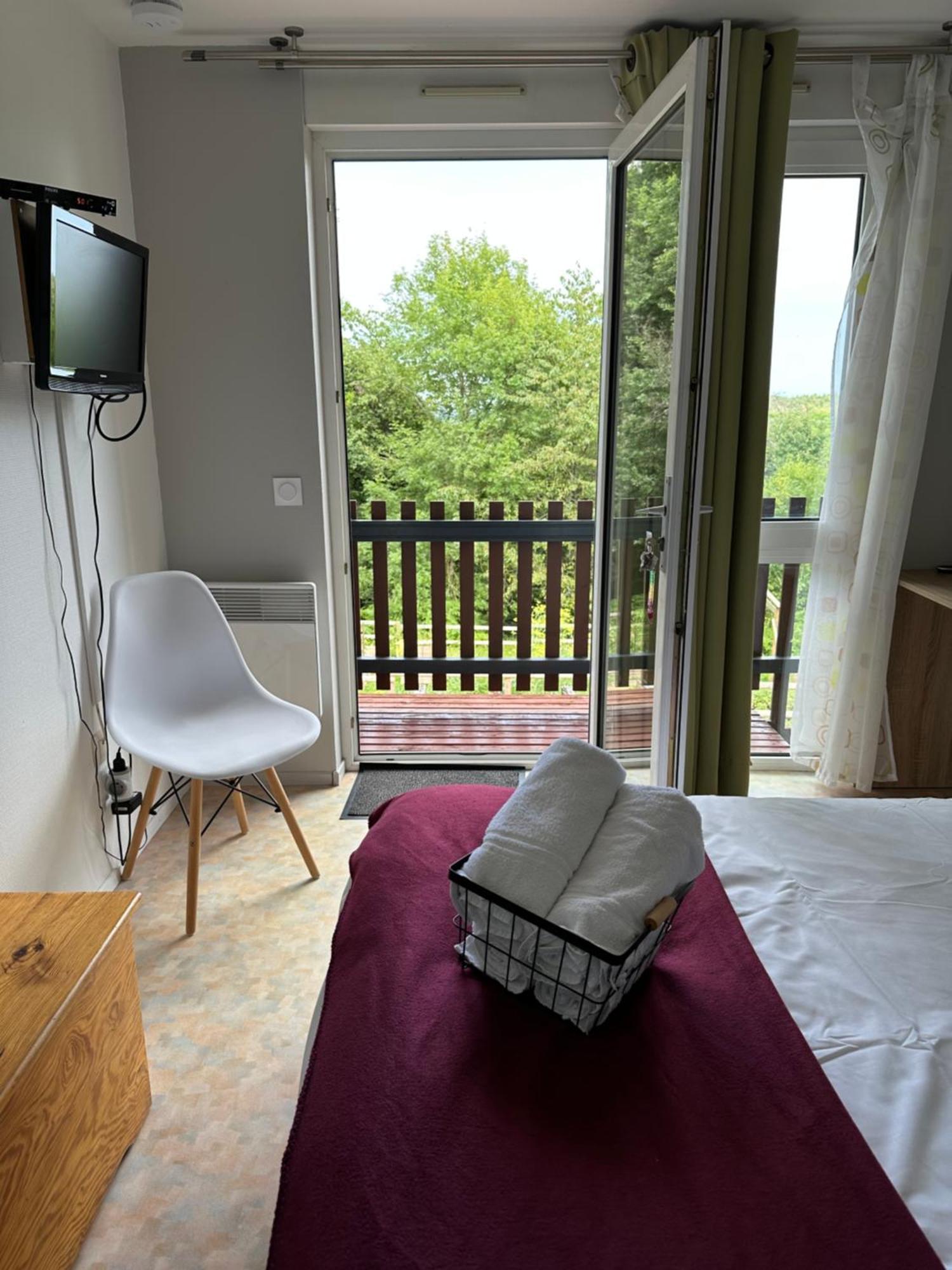 Du Cote De Chez Sam Hotel Andelaroche Ngoại thất bức ảnh